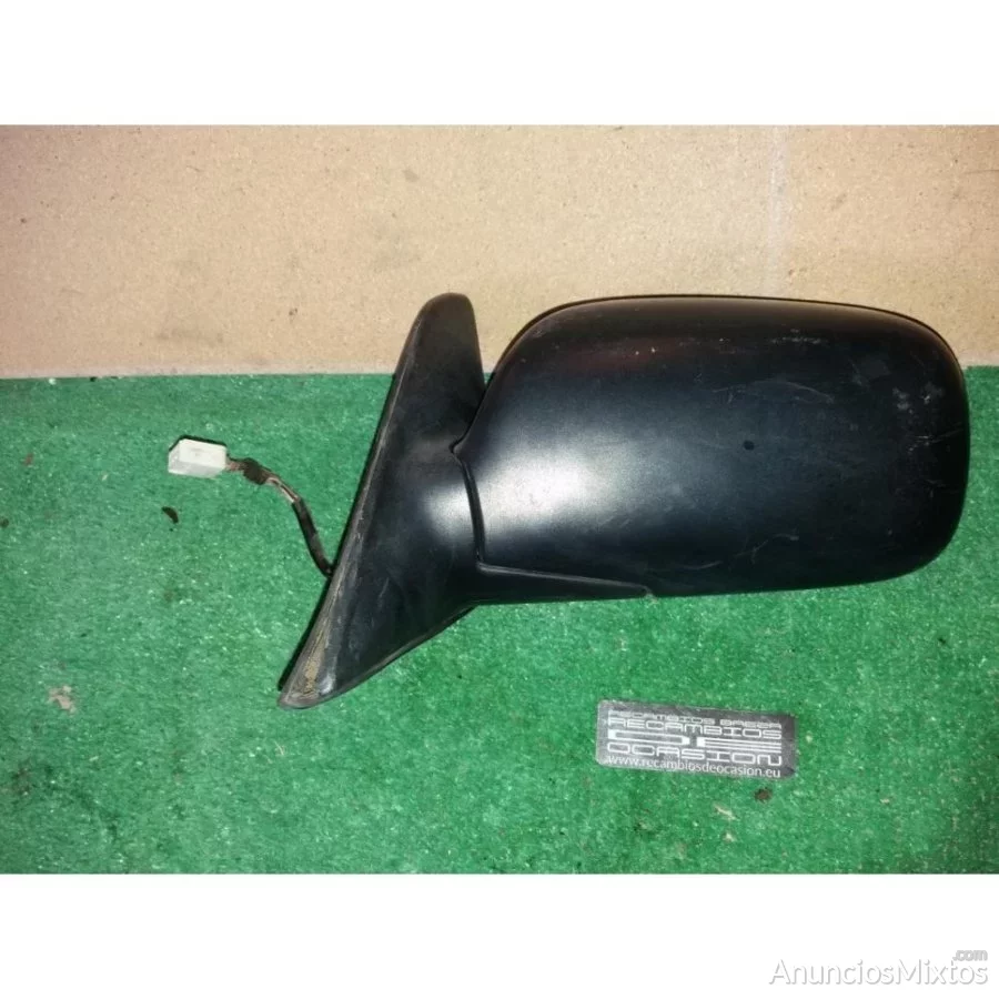 Retrovisor izquierdo toyota corolla hatch ix (e120