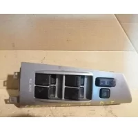 Mando elevalunas delantero izquierdo toyota coroll