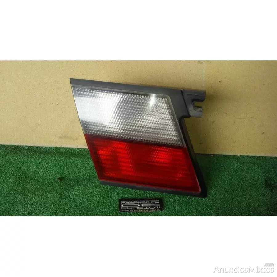 Piloto trasero izquierdo nissan primera (p11) (199