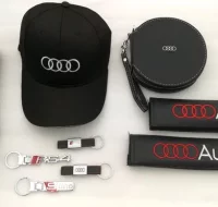 ACCESORIOS PARA AUDI EMBLEMAS LLAVEROS