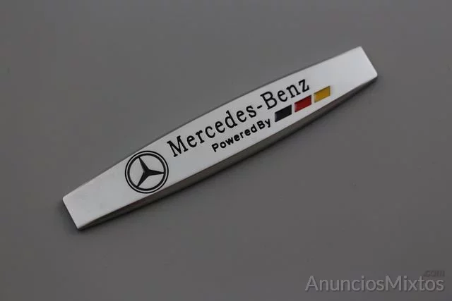 Emblema lateral MERCEDES BENZ Alemania mate R.1104