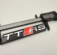 EMBLEMA AUDI PARRILLA TTRS