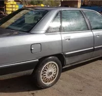 Marca audi 100 ref t-500 turismo año 1990 elevalu