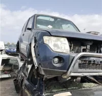 TRAVIESA PARAGOLPES DEL Mitsubishi Montero (V80/V