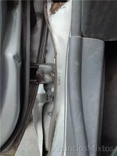 BISAGRA INF PUERTA DEL IZDA Nissan NAVARA (D22)