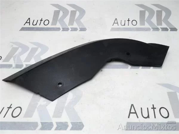 Moldura derecha paragolpes VW Transporte T5 2003-2