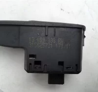 Botonera elevalunas Opel Corsa D 13189333