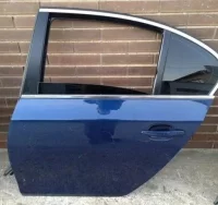 Puerta trasera izquierda BMW Serie 5 E60