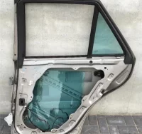 Puerta trasera derecha Mercedes ML W164 Ref Vended