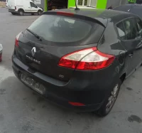 DESPIECE DE RENAULT MEGANE III BERLINA 5 P 1.5 dCi