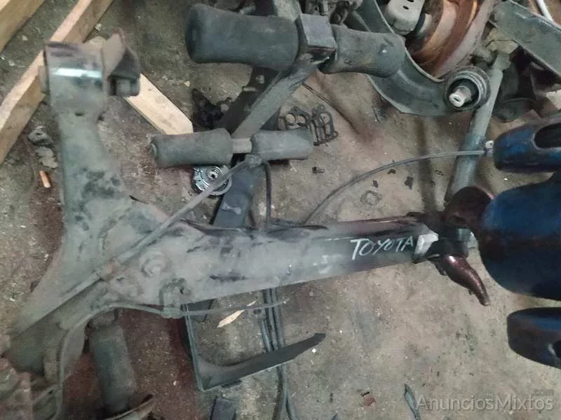 PUENTE TRASERO TOYOTA COROLLA VERSO (R1)