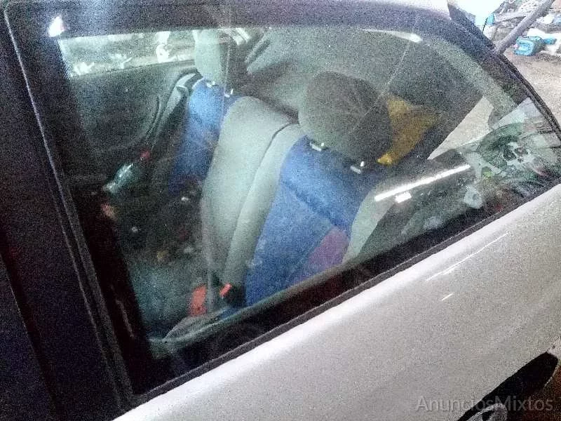 LUNA TRASERA IZQUIERDA SEAT IBIZA (6K1)