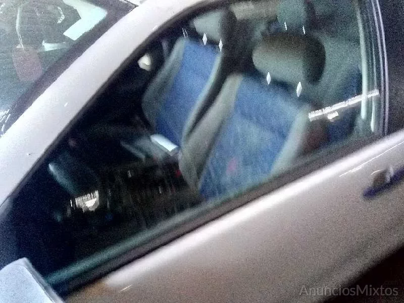 LUNA DELANTERA IZQUIERDA SEAT IBIZA (6K1)