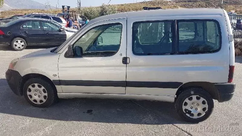 DESPIECE DE PEUGEOT PARTNER 2.0 HDi (90 CV) - Gratis - Usado - Granada DESPIECE DE PEUGEOT PARTNER 2.0 HDi (90 CV) - Gratis - Usado - Granada