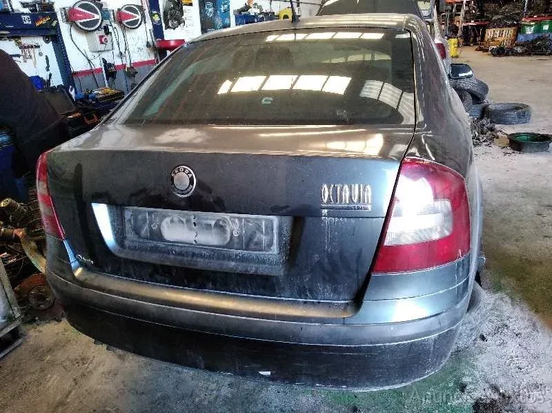 DESPIECE DE SKODA OCTAVIA BERLINA 2.0 TDI (140 CV) - Gratis - Usado - Granada DESPIECE DE SKODA OCTAVIA BERLINA 2.0 TDI (140 CV) - Gratis - Usado - Granada