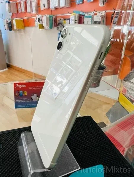 iPhone 11 128 GB Plata GARANTIA - 275 € - Nuevo - Valencia