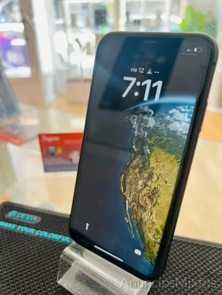 iPhone 11 128 GB Negro GARANTIA - 270 € - Nuevo - Valencia