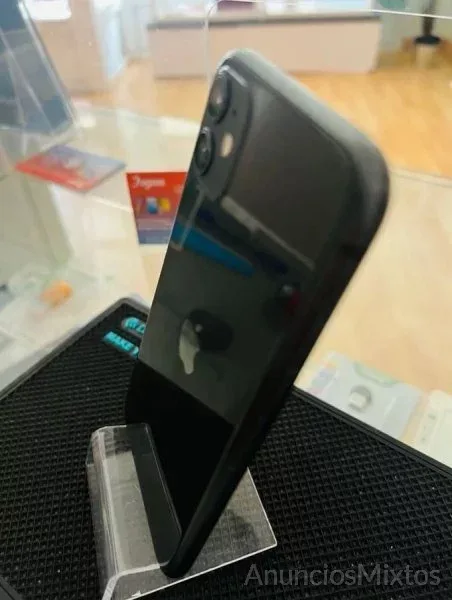 iPhone 11 128 GB Negro GARANTIA - 270 € - Nuevo - Valencia