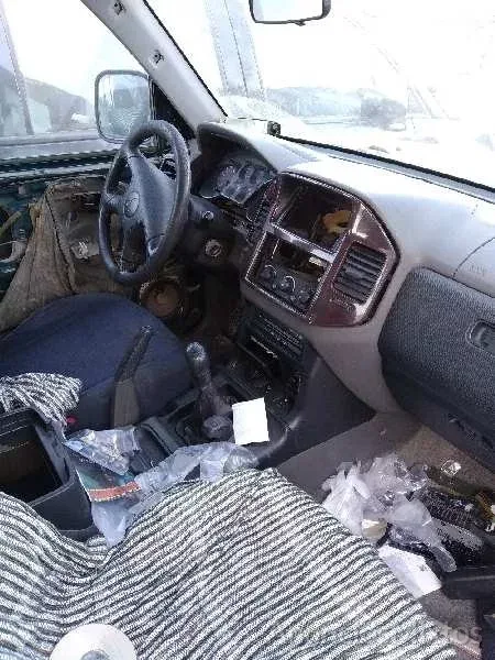 DESPIECE DE MITSUBISHI MONTERO 3.2 DI-D (160 CV) 2001 - Gratis - Usado - Granada DESPIECE DE MITSUBISHI MONTERO 3.2 DI-D (160 CV) 2001 - Gratis - Usado - Granada