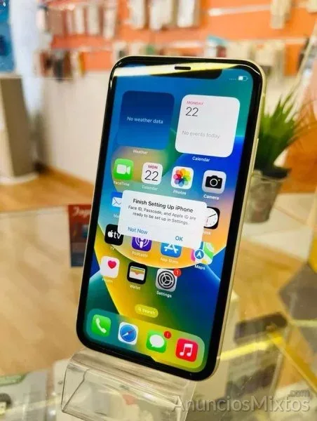 iPhone 11 64 GB Plata GARANTIA - 270 € - Nuevo - Valencia