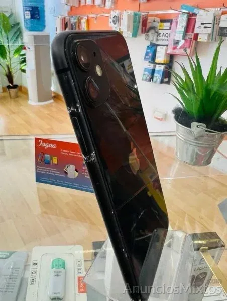iPhone 11 64 GB Negro GARANTIA - 220 € - Nuevo - Valencia