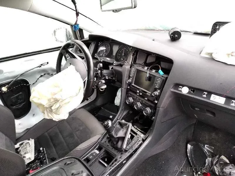 DESPIECE DE VOLKSWAGEN GOLF VII SPORTSVAN 1.6 16V 2014 - Gratis - Usado - Granada DESPIECE DE VOLKSWAGEN GOLF VII SPORTSVAN 1.6 16V 2014 - Gratis - Usado - Granada