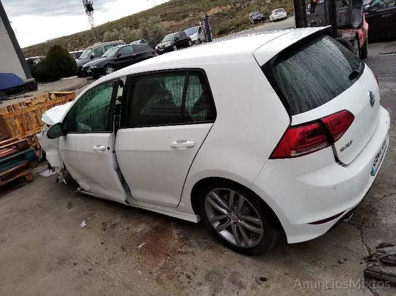 DESPIECE DE VOLKSWAGEN GOLF VII SPORTSVAN 1.6 16V 2014 - Gratis - Usado - Granada DESPIECE DE VOLKSWAGEN GOLF VII SPORTSVAN 1.6 16V 2014 - Gratis - Usado - Granada