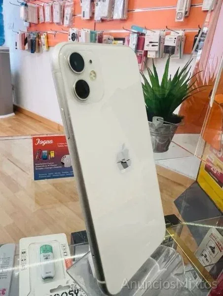 iPhone 11 64 GB Plata GARANTIA - 240 € - Nuevo - Valencia