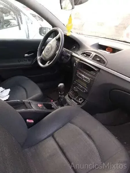 DESPIECE DE RENAULT LAGUNA II 1.9 dCi D FAP (110 C 2001 - Gratis - Usado - Granada DESPIECE DE RENAULT LAGUNA II 1.9 dCi D FAP (110 C 2001 - Gratis - Usado - Granada