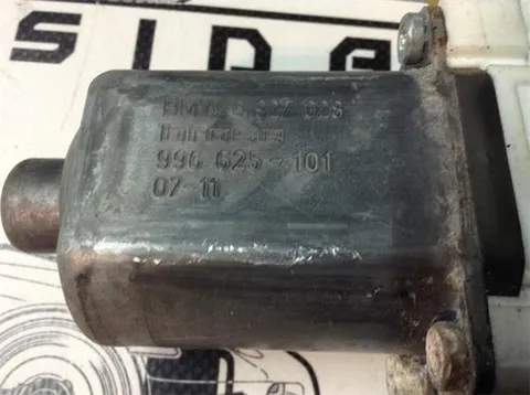 Motor elevalunas delantero izq bmw - 39 € - 6927028 - Lleida