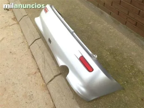 Paragolpes trasero daihatsu sirion - 39 € - 25 kg - Lleida