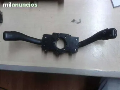 Palancas intermitentes y luces golf - 35 € - 8l0 953 513 - Lleida