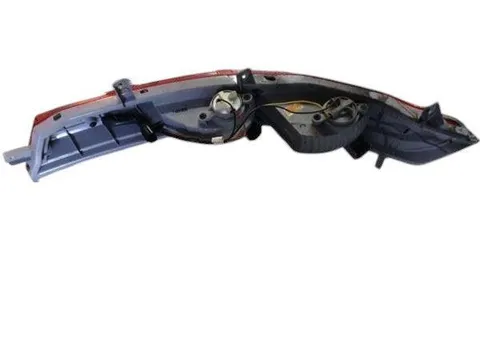 Piloto tras dcho inferior Kia Sportage III - 55 € - 924063U3, 1 kg - Lleida