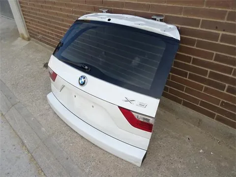 Porton bmw x3 e83 - 200 € - 41003452197, 40 kg - Lleida