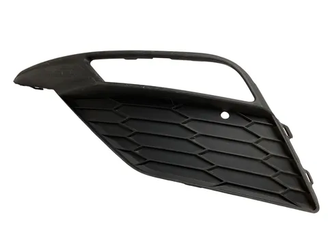 Rejilla del izq antiniebla Seat Leon 5F FR 17-20 - 30 € - 5F0853665H, 2 kg - Lleida