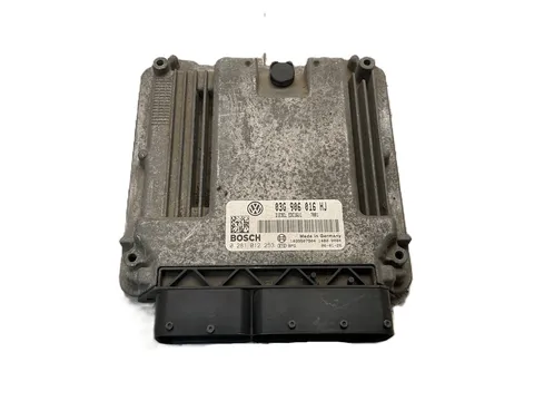 Centralita motor VW Golf V 04-10 - 150 € - 03G906016HJ, 2 kg - Lleida