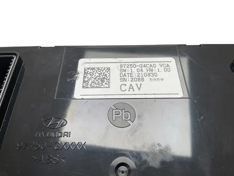 Mando climatizador  Hyundai i30 17-22 - 85 € - 97250G4CA0, 1 kg - Lleida