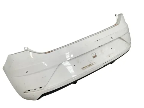 Parachoques tras Seat Leon III 12-20 - 120 € - 5F0807421N, 20 kg - Lleida
