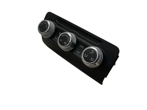 Mando climatizador Audi A1 8X 10-18 - 60 € - 8X0820043C, 1 kg - Lleida