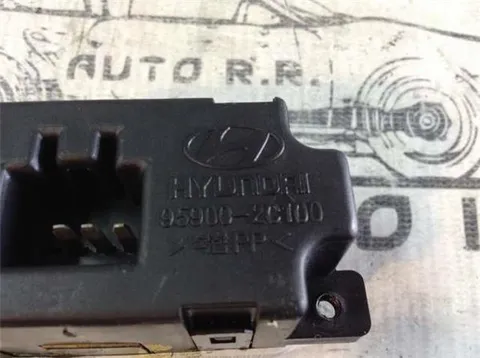 Pantalla multifuncion hyundai coupe 3 - 20 € - 95900-2c100 - Lleida