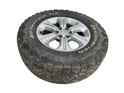 Lanta Nissan Navara NP300 D23 15-22 - 200 € - 4JA5A22738509, 20 kg - Lleida
