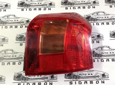 Piloto trasero derecho corolla e12 - 39 € - Lleida