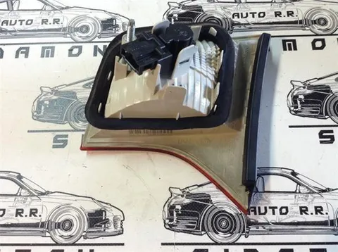 Piloto izquierdo interior audi a4 b7 - 39 € - 8e5945093a - Lleida