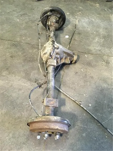 Diferencial trasero daihatsu rocky 2.8td - 199 € - 110 kg - Lleida