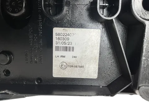 Piloto tra izq Iveco Stralis 02-26 - 179 € - 580224029, 3 kg - Lleida