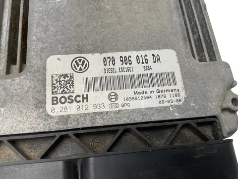 Centralita VW Touareg 03-10 2.5TDI - 125 € - 070906016DA _, 2 kg - Lleida