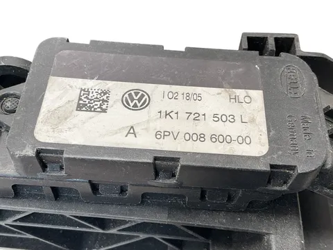 Pedal acelerador Seat Leon 05-12 - 30 € - 1K1721503L _, 2 kg - Lleida