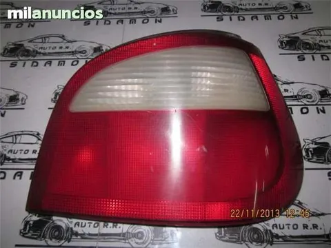 Piloto trasero derecho megane 1 - 30 € - Lleida