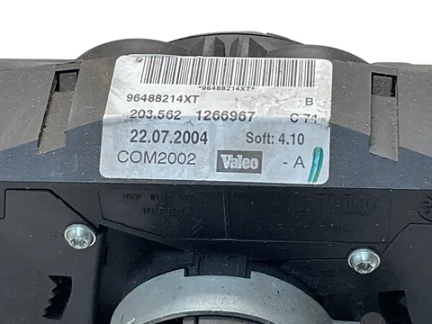Mando multifuncion Citroën C3 02-10 - 60 € - 96488214XT, 3 kg - Lleida