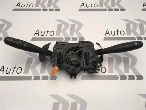 Mando de luces renault clio ii - 119 € - 7701045279 - Lleida